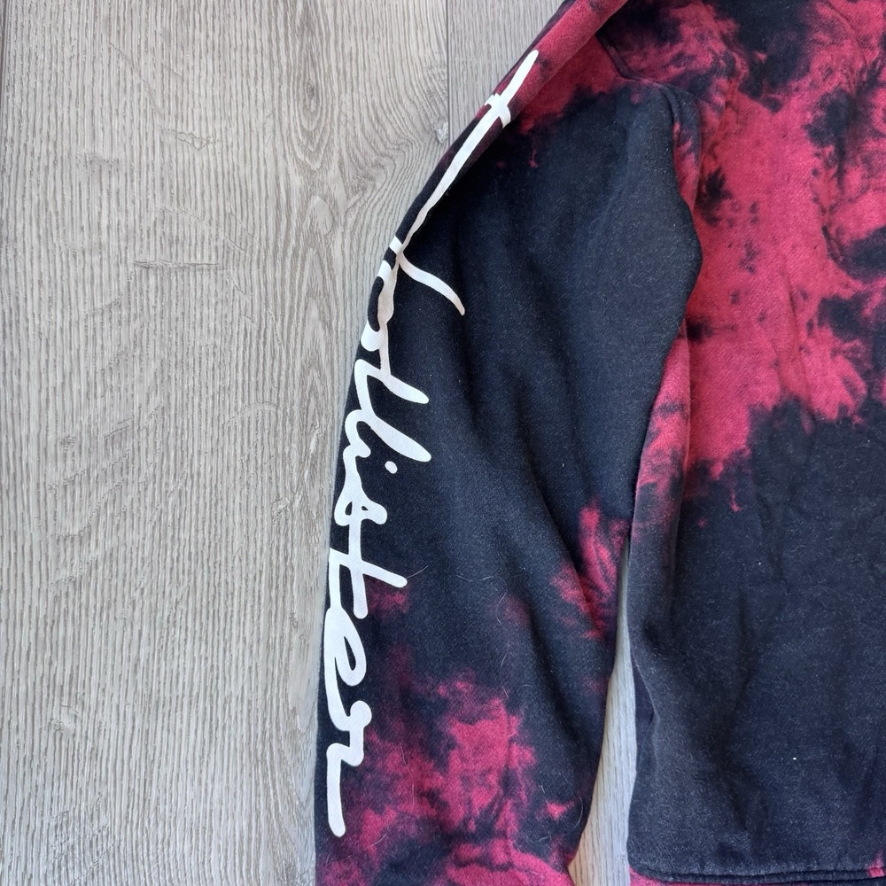 Hollister Must Have Tie Dye Hoodie - Red Black - Medium Retro Cozy Comfort Style - Picture 5 of 10